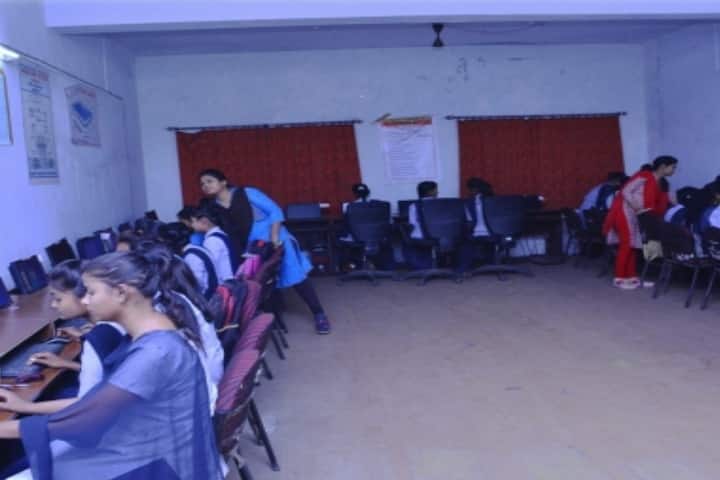 Jainuddin Zaweri Polytechnic campus in Chandrapur, Maharashtra, India — photo 4