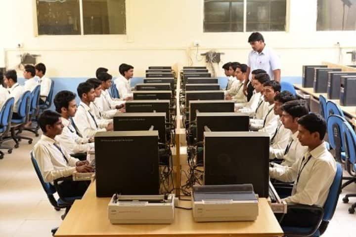 Jaihind Polytechnic campus in Pune, Maharashtra, India — photo 6