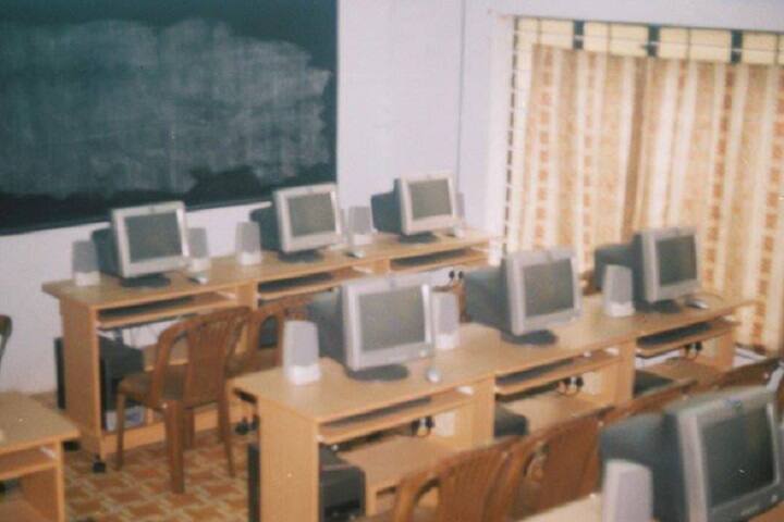 Devaswom Board College campus in Kottayam, Kerala, India — photo 4