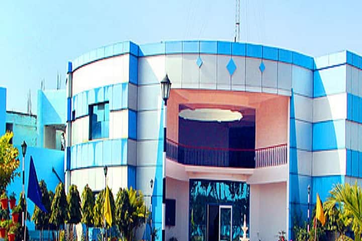 ITM College of Polytechnic campus in Maharajganj, Uttar Pradesh, India — photo 1