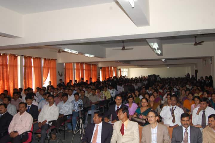 Sinhgad Institute of Business Management campus in Sangola, Maharashtra, India — photo 2