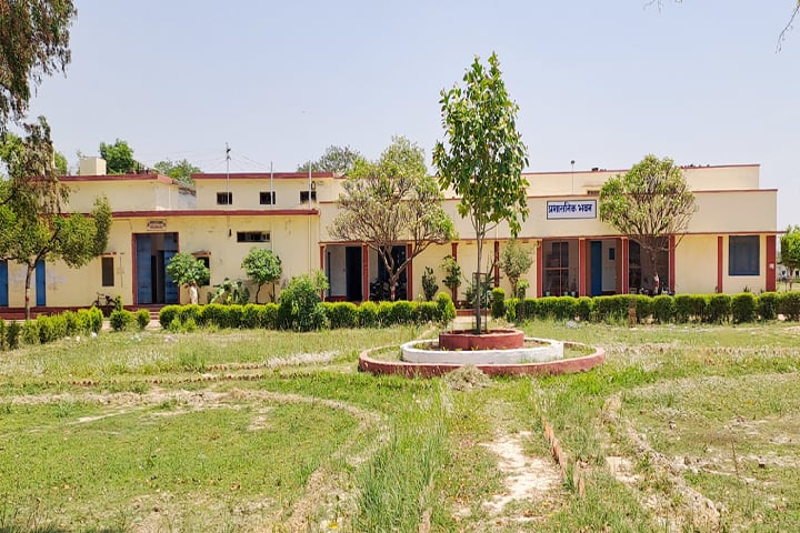 Handia Polytechnic College campus in Handia, Uttar Pradesh, India — photo 1