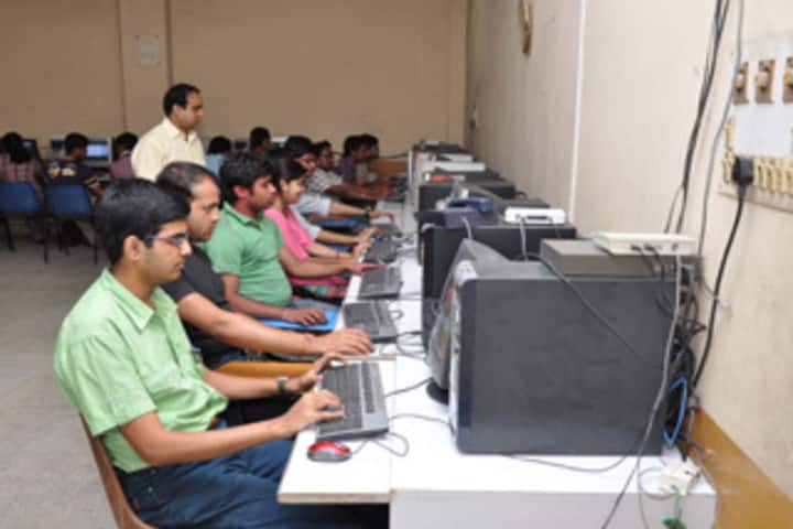 Nopany Institute of Management Studies campus in Kolkata, West Bengal, India — photo 6
