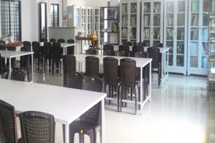 Carmel College of Nursing campus in Aluva, Kerala, India — photo 3
