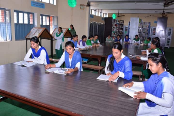 Mahila Mahavidyalaya campus in Bhiwani, Haryana, India — photo 6