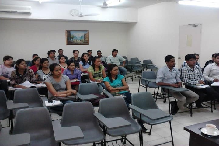 Skyline Business School campus in Gurgaon, Haryana, India — photo 2