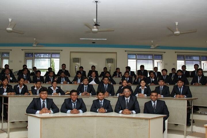 SK Patel Institute of Management and Computer Studies campus in Gandhinagar, Gujarat, India — photo 6