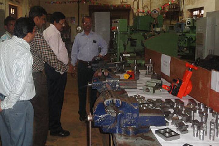 Government Tool Room and Training Centre campus in Belgaum, Karnataka, India — photo 4