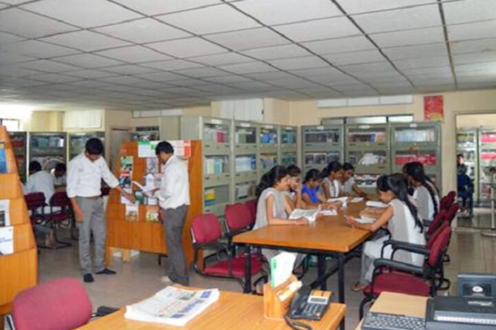 Avanthi Degree and PG Colleges campus in Hyderabad, Telangana, India — photo 3