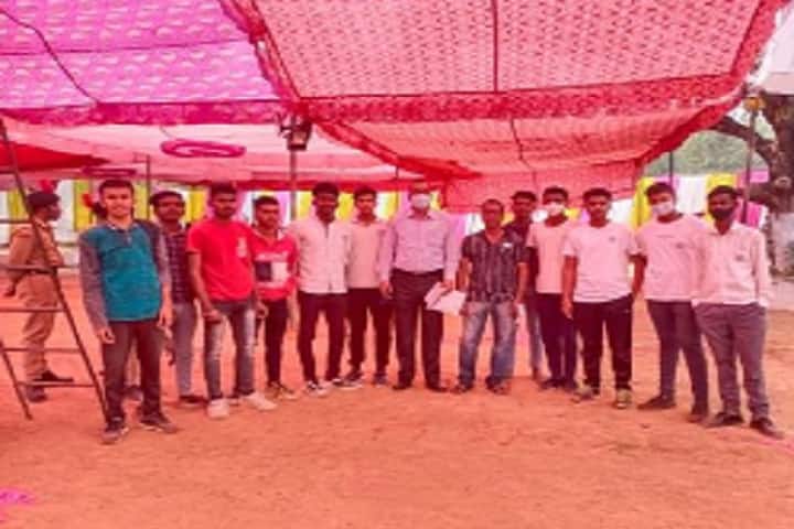 Rajeev Gandhi Government Post Graduate College campus in Ambikapur, Chhattisgarh, India — photo 4