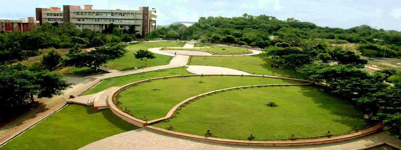 School of Management Studies campus in Jalgaon, Maharashtra, India — photo 1