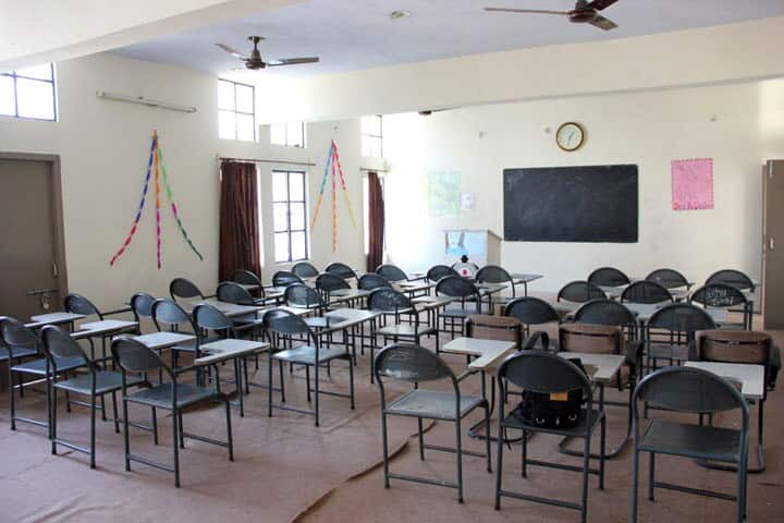 Mai Bhago Ayurvedic Medical College campus in Sri Muktsar Sahib, Punjab, India — photo 3