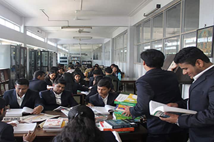 Sasmira's Institute of Management Studies and Research campus in Mumbai, Maharashtra, India — photo 6