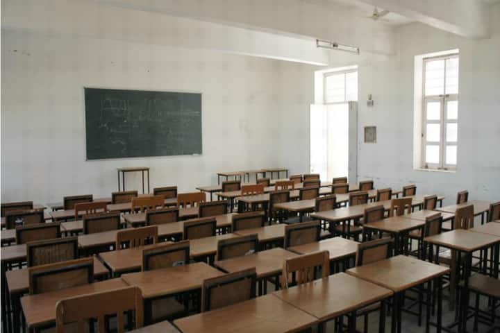 Shrinathji Institute of Biotechnology and Management campus in Nathdwara, Rajasthan, India — photo 2