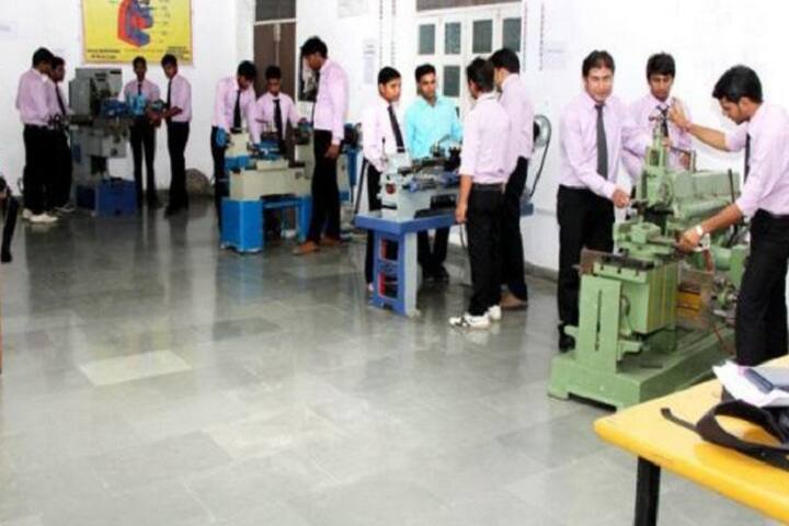 Shrinathji Institute of Biotechnology and Management campus in Nathdwara, Rajasthan, India — photo 4