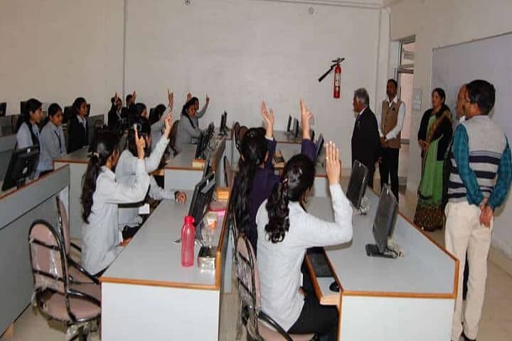 Shiv Charan Mathur Institute of Management and Technology campus in Bhilwara, Rajasthan, India — photo 4