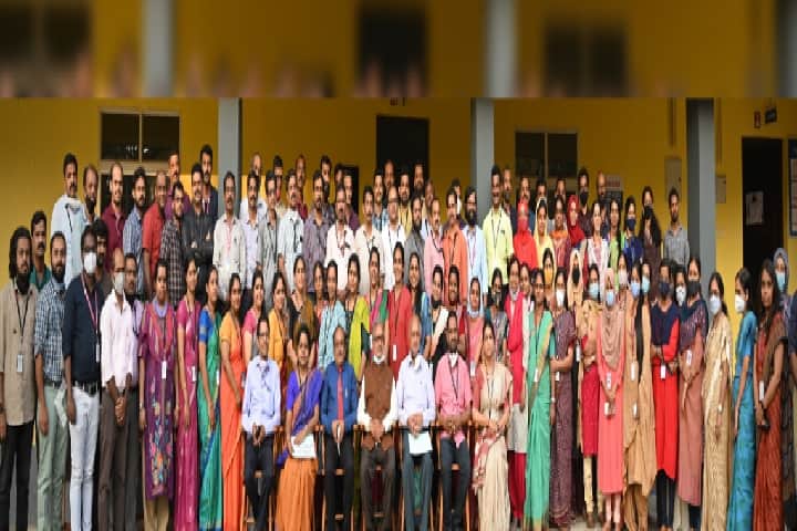 Government Brennen College campus in Thalassery, Kerala, India — photo 4