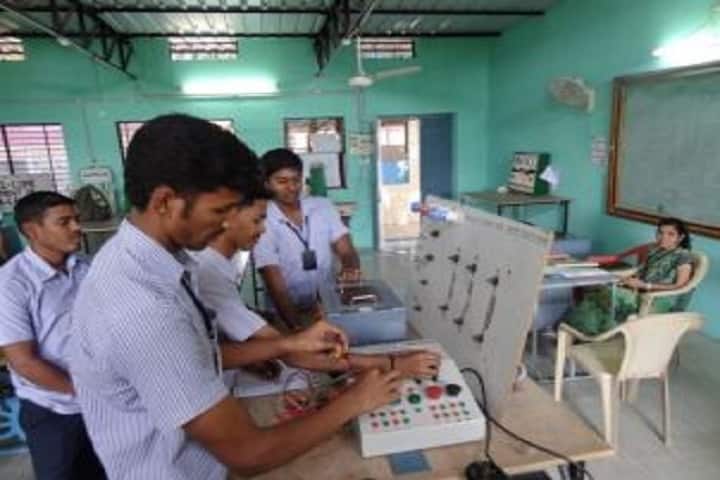 Hanagal Sri Kumareshwara Polytechnic campus in Ballari, Karnataka, India — photo 4