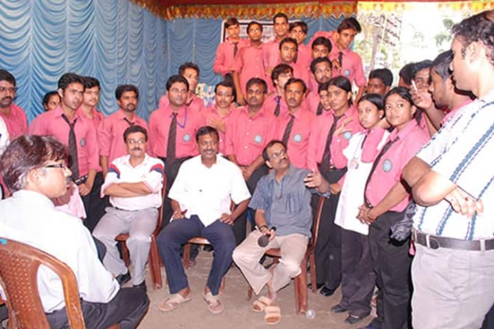 Dr KR Adhikary College of Optometry and Paramedical Technology campus in Kolkata, West Bengal, India — photo 2