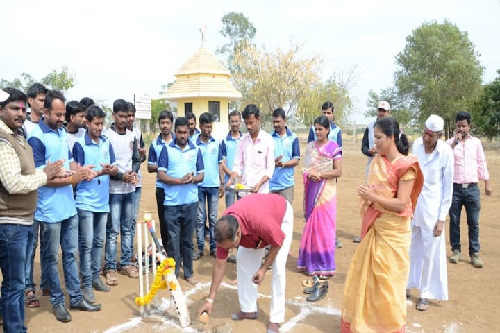 Indira Institute of Diploma Engineering campus in Solapur, Maharashtra, India — photo 2
