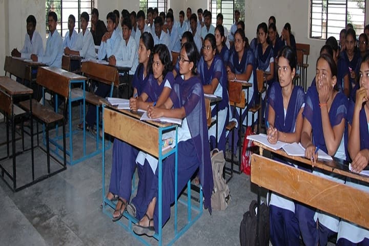 Indira Gandhi Polytechnic campus in Ahmednagar, Maharashtra, India — photo 1