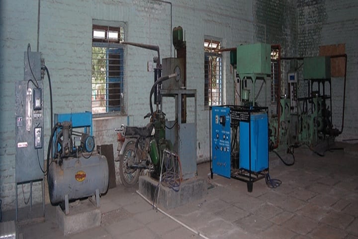 Indira Gandhi Polytechnic campus in Ahmednagar, Maharashtra, India — photo 5