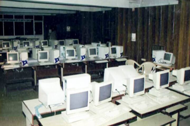 Shadan Institute of Management Studies for Girls campus in Hyderabad, Telangana, India — photo 4