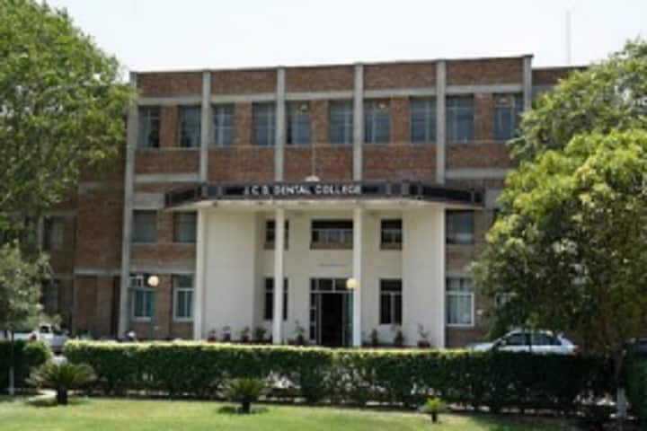 Jan Nayak Ch Devi Lal Dental College campus in Sirsa, Haryana, India — photo 1