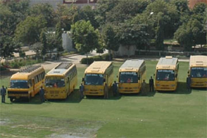 KIIT College of Engineering campus in Gurgaon, Haryana, India — photo 6