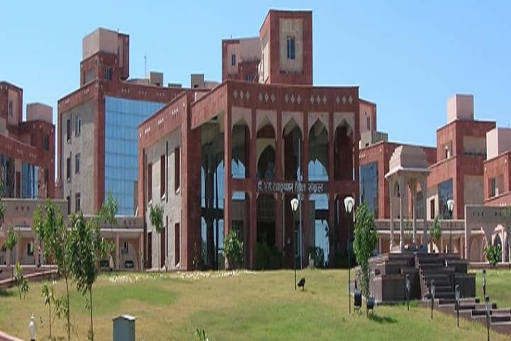 Government College campus in Lasadiya, Rajasthan, India — photo 1