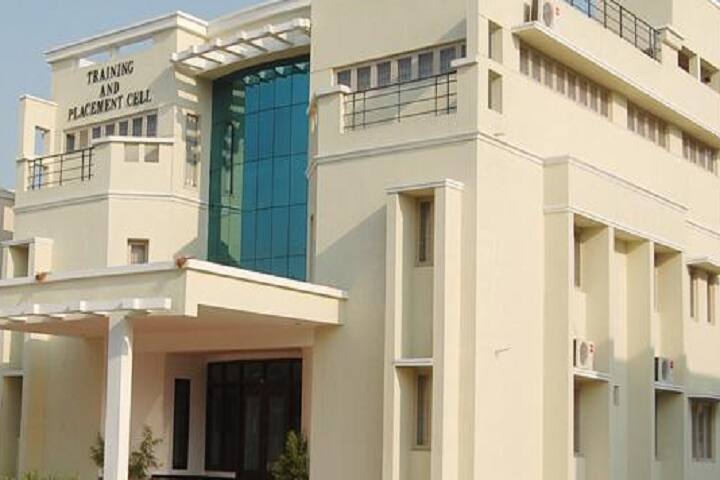 Sengunthar Institute of Management Studies campus in Kavundampalayam, Tamil Nadu, India — photo 1