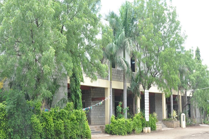 HKE Society's Polytechnic campus in Gulbarga, Karnataka, India — photo 1