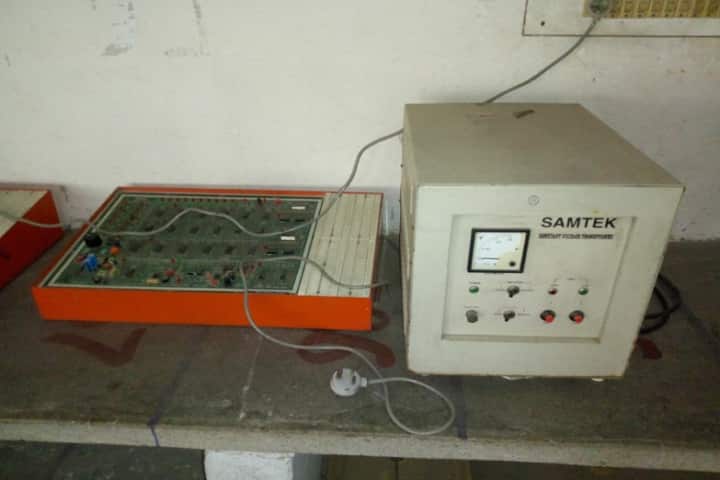 Government Polytechnic campus in Kanpur, Uttar Pradesh, India — photo 5