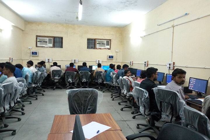 Government Polytechnic campus in Kanpur, Uttar Pradesh, India — photo 6