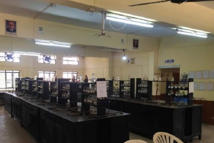 Pachora Taluka Co Operative Education Society's Shri Sheth Murlidharji Mansingka Arts Science and Commerce College campus in Pachora, Maharashtra, India — photo 2