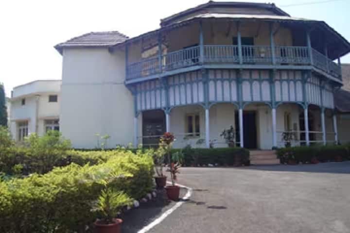 College of Nursing campus in Pune, Maharashtra, India — photo 2