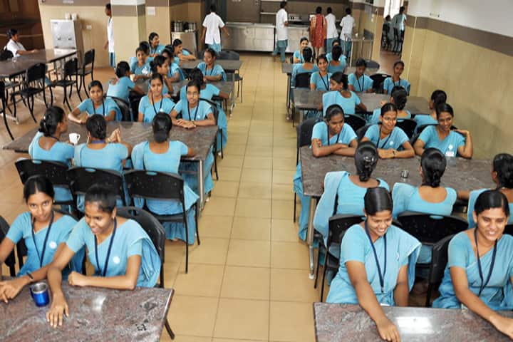 Omayal Achi college of Nursing campus in Chennai, Tamil Nadu, India — photo 3