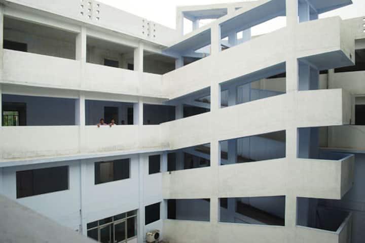 Bora Institute of Allied Health Sciences campus in Lucknow, Uttar Pradesh, India — photo 2