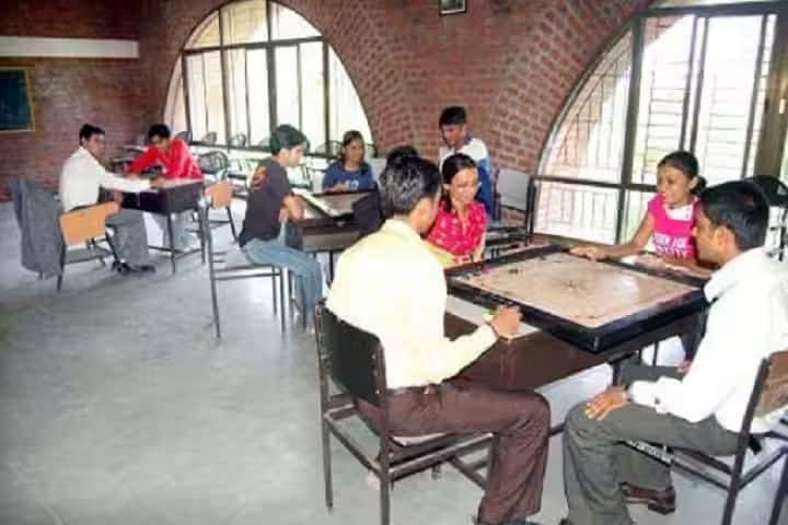 Narmada College of Management campus in Bharuch, Gujarat, India — photo 5