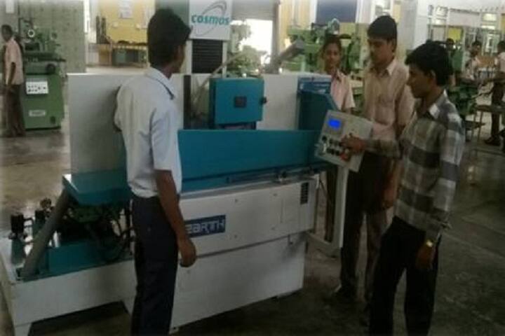 Government Tool Room and Training Centre campus in Gulbarga, Karnataka, India — photo 4