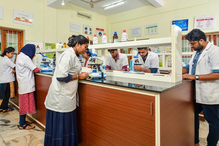 Mannam Ayurveda Co-Operative Medical College campus in Pandalam, Kerala, India — photo 5