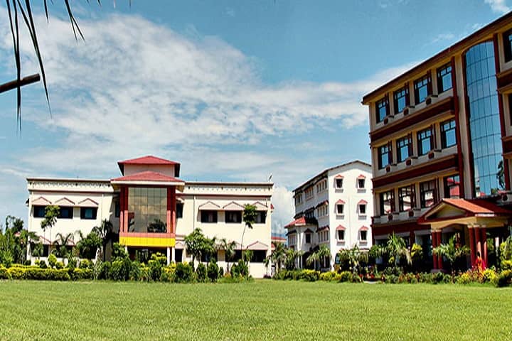 Beehive College of Advance Studies campus in Dehradun, Uttarakhand, India — photo 1