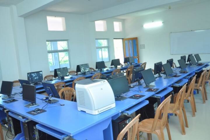 Royal Institute of Management and Advanced Studies campus in Ratlam, Madhya Pradesh, India — photo 6