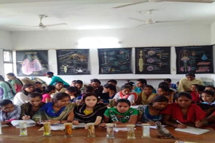 Government Mahaprabhu Vallabhacharya Post Graduate College campus in Mahasamund, Chhattisgarh, India — photo 3