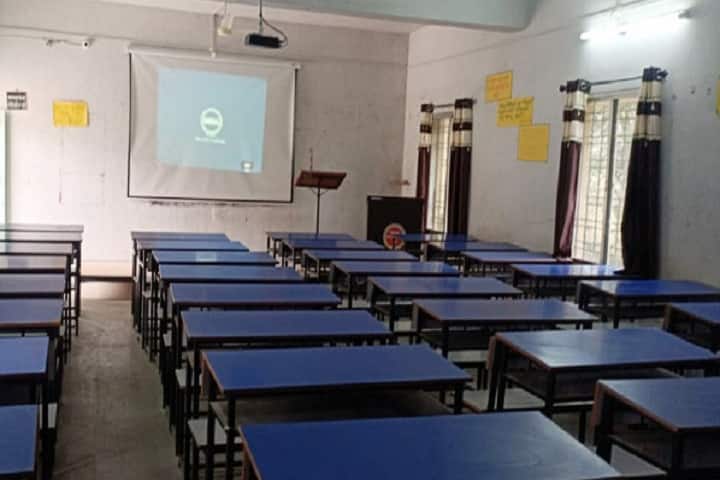 Jijamata Kala Mahavidyalaya campus in Darwha, Maharashtra, India — photo 2