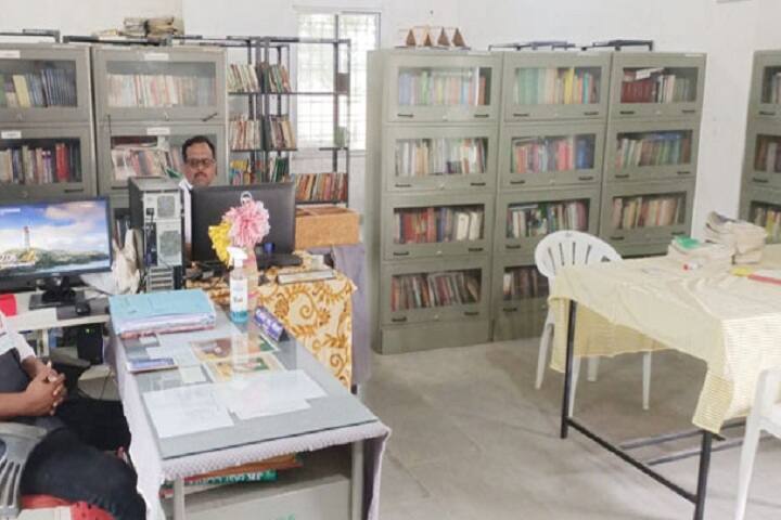 Jijamata Kala Mahavidyalaya campus in Darwha, Maharashtra, India — photo 5