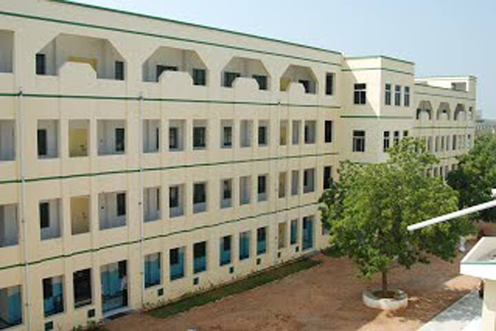 JKK Nattraja College of Engineering and Technology campus in Namakkal, Tamil Nadu, India — photo 2