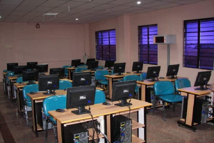 Shree Chandraprabhu Jain College campus in Chennai, Tamil Nadu, India — photo 6