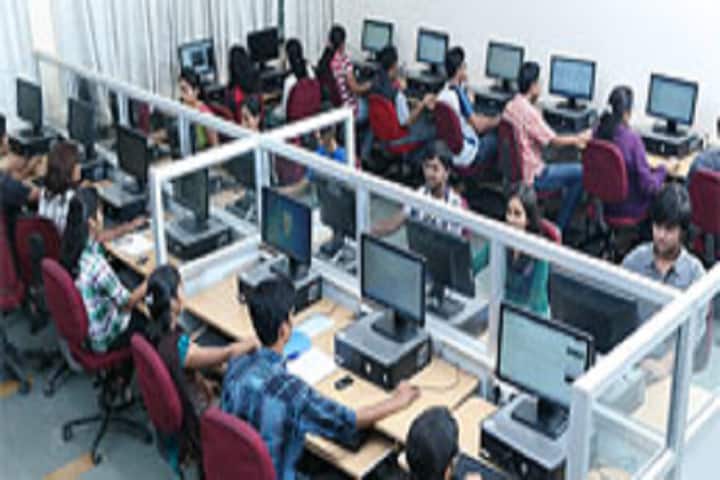 Dr DY Patil College of Applied Arts and Crafts campus in Pimpri-Chinchwad, Maharashtra, India — photo 4