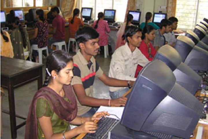 Cusrow Wadia Institute of Technology campus in Pune, Maharashtra, India — photo 3